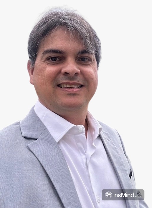 Dr. André Brasil